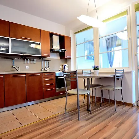 Stylowy Apartament Z Parkingiem Victus By Noclegi Renters